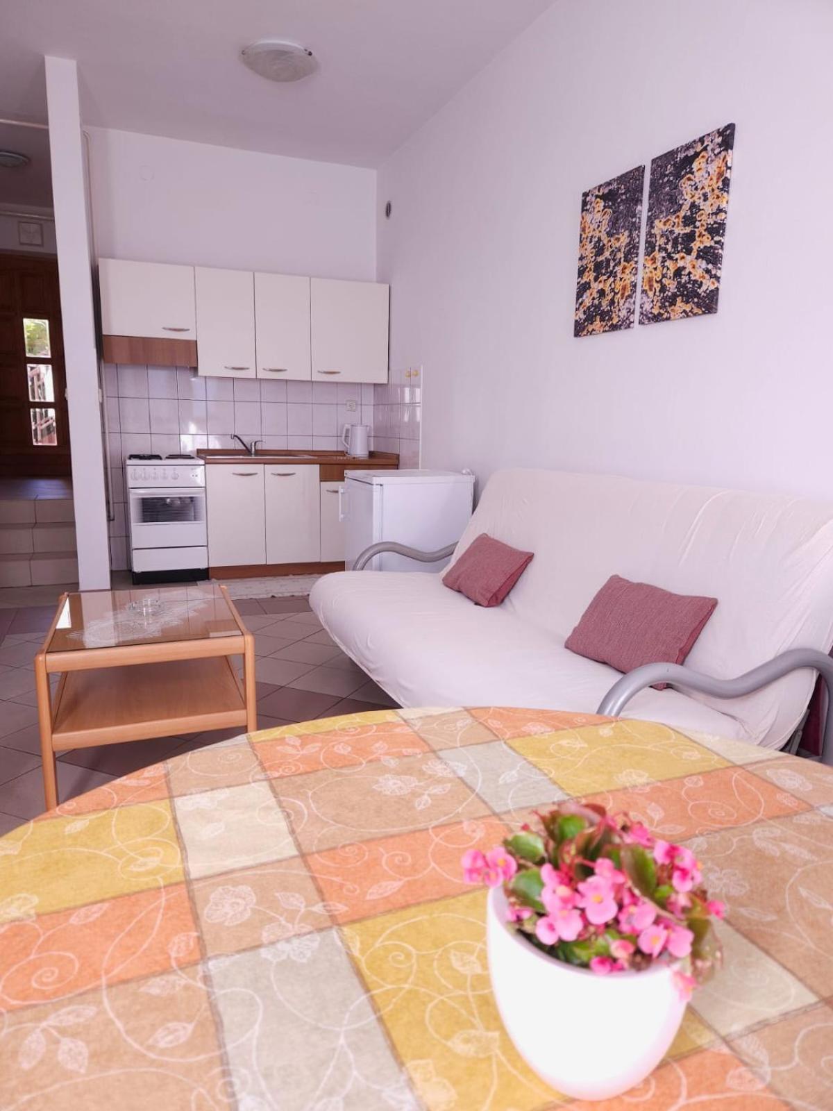 Lorena Apartments In Póla Kültér fotó